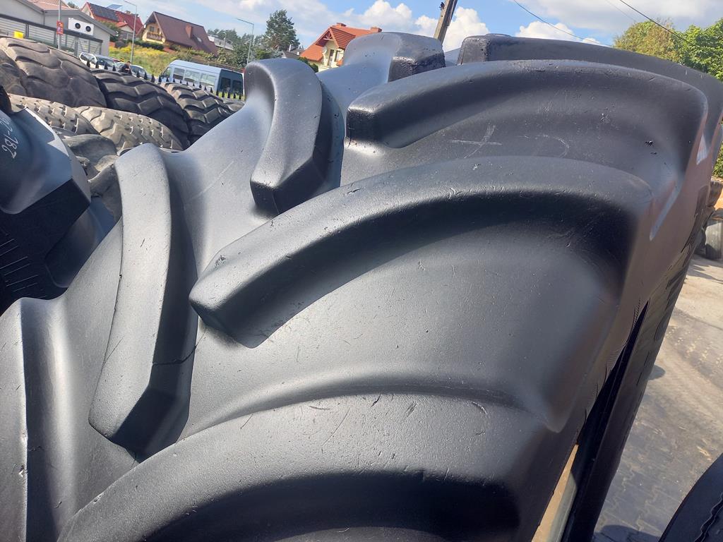 Opona używana rolnicza 710/70R38 VREDESTEIN TRAXION XXL 3000zł W5145 - obrazek 12
