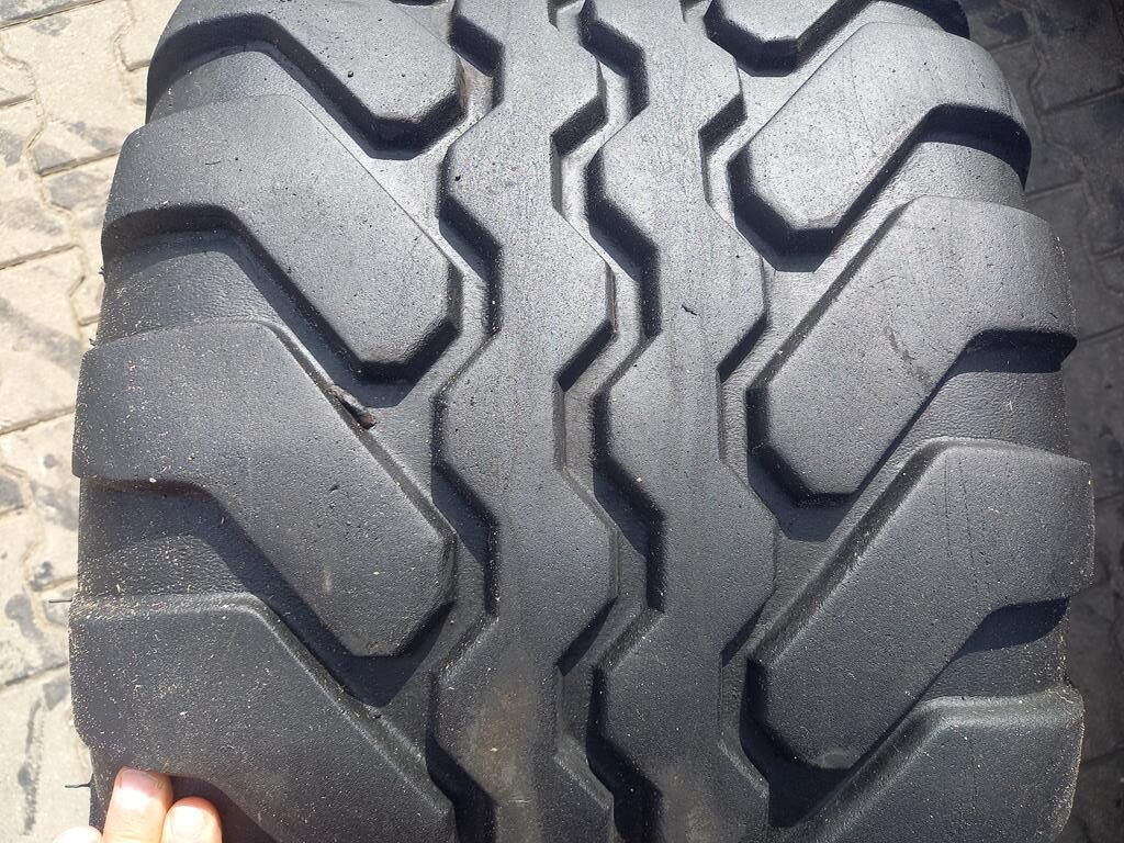 Opona używana rolnicza 400/60-15.5 400/60R15.5 VREDESTEIN FLOTATION+ 350zł W5153 - obrazek 4