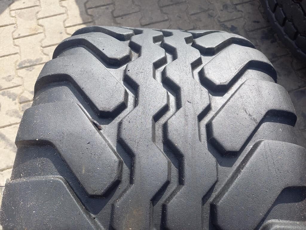 Opona używana rolnicza 400/60-15.5 400/60R15.5 VREDESTEIN FLOTATION+ 350zł W5153 - obrazek 5