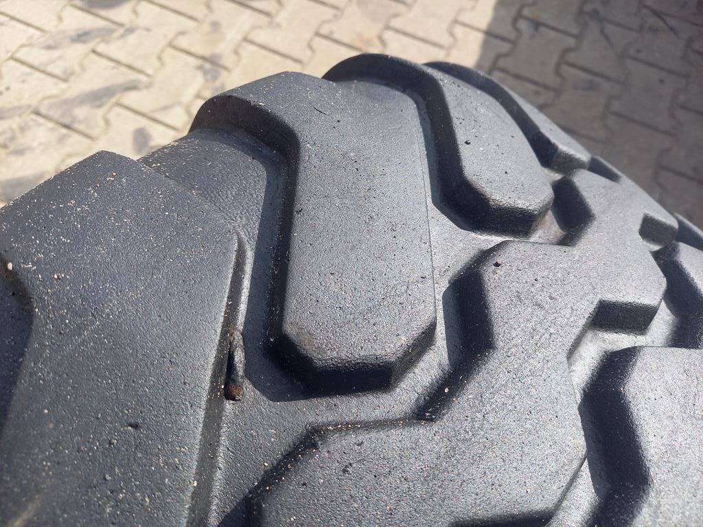 Opona używana rolnicza 400/60-15.5 400/60R15.5 VREDESTEIN FLOTATION+ 350zł W5153 - obrazek 8