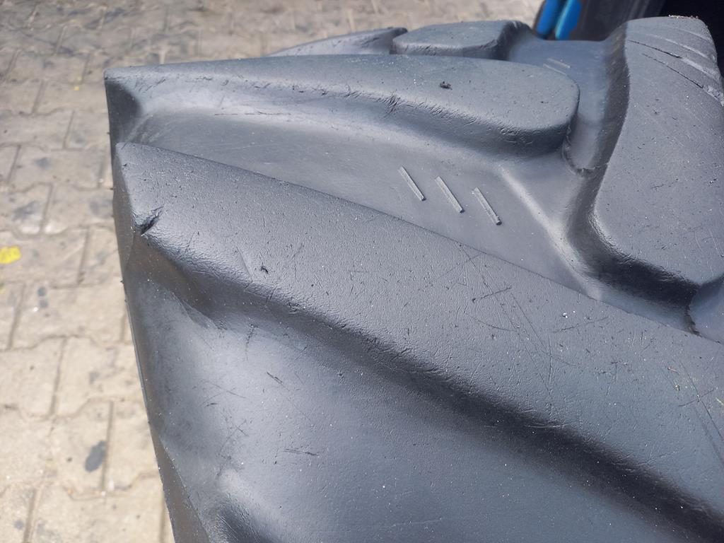 Opona używana rolnicza 425/50-18 STARCO AS DUMPER II 600zł W5156 - obrazek 6