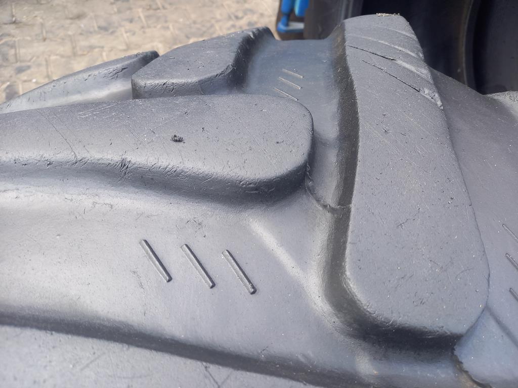 Opona używana rolnicza 425/50-18 STARCO AS DUMPER II 600zł W5156 - obrazek 7