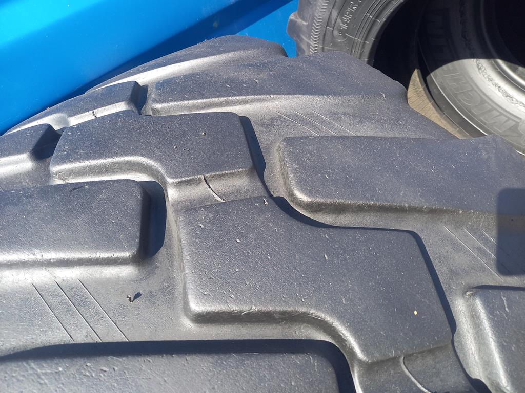 Opona używana rolnicza 560/60R22.5 MRL FLOTATION Z POWER FLR 339 900zł W5170 - obrazek 10