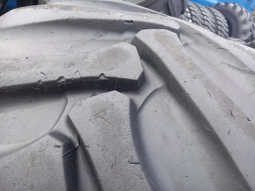 Opona używana rolnicza 600/40-22.5 BKT FLOTATION TR678 1100zł W5174 - obrazek 7