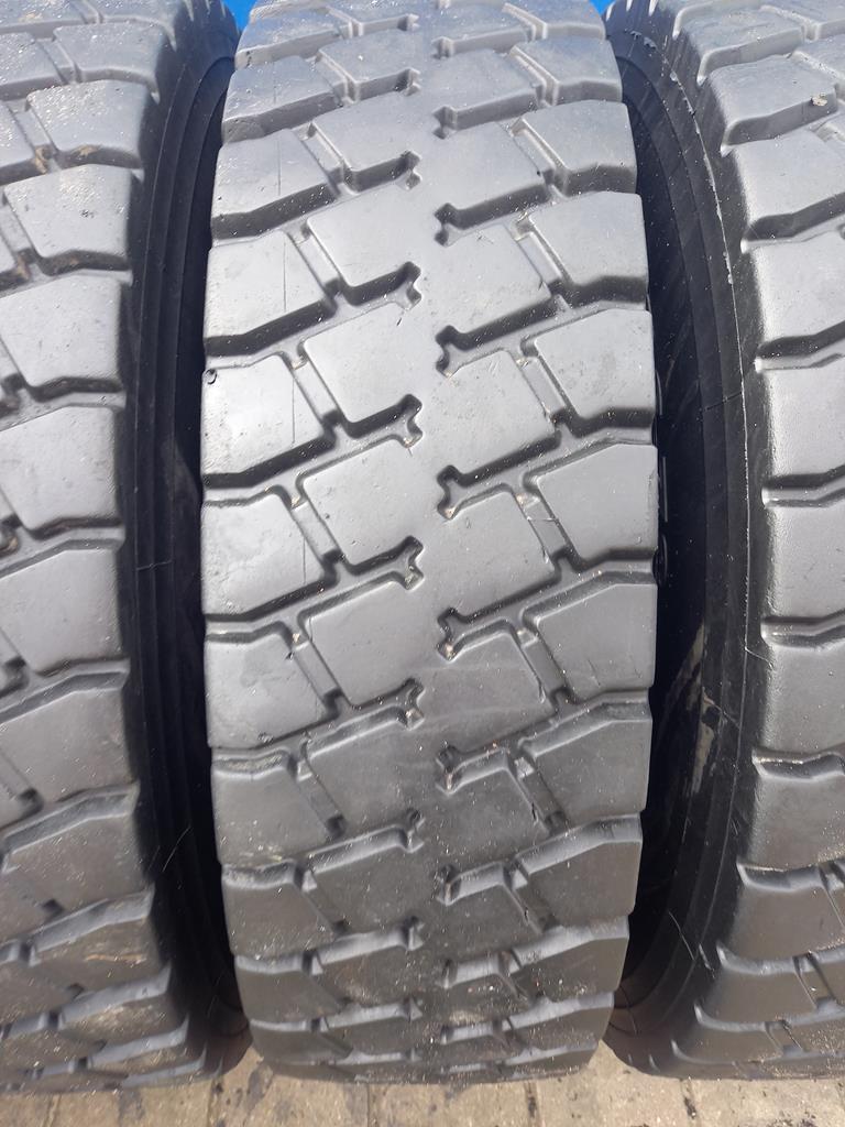 4x Opona używana ciężarowa 12.00R22.5 BARUM BS73 700zł C2824 - obrazek 12