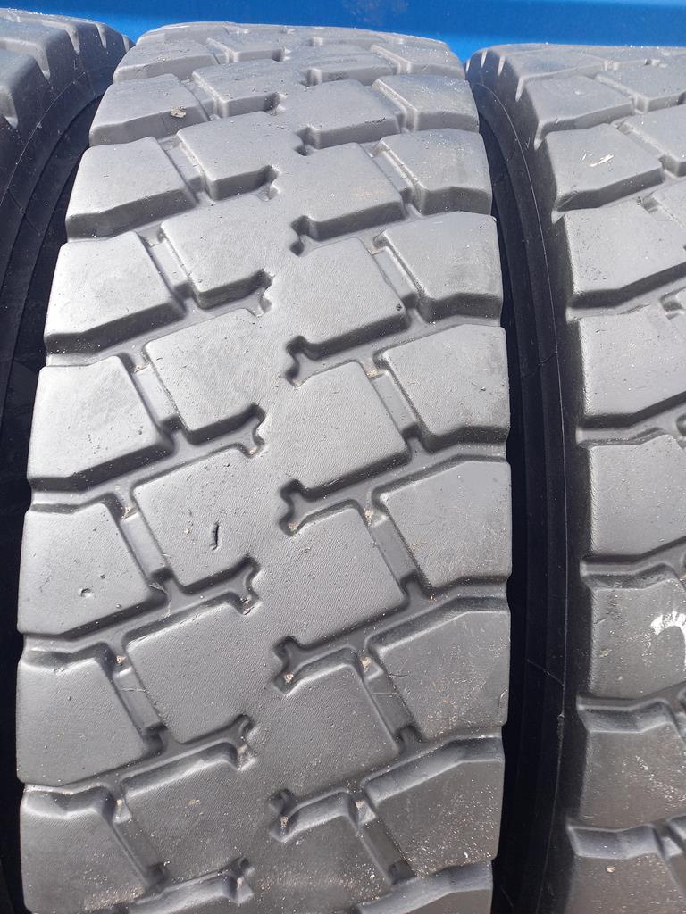 4x Opona używana ciężarowa 12.00R22.5 BARUM BS73 700zł C2824 - obrazek 13