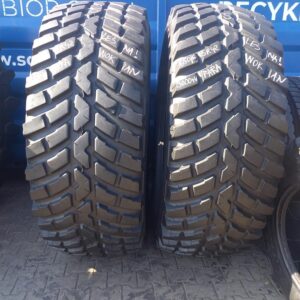 2x Opona używana leśna 650/65R42 NOKIAN TRI2 4500zł W5182