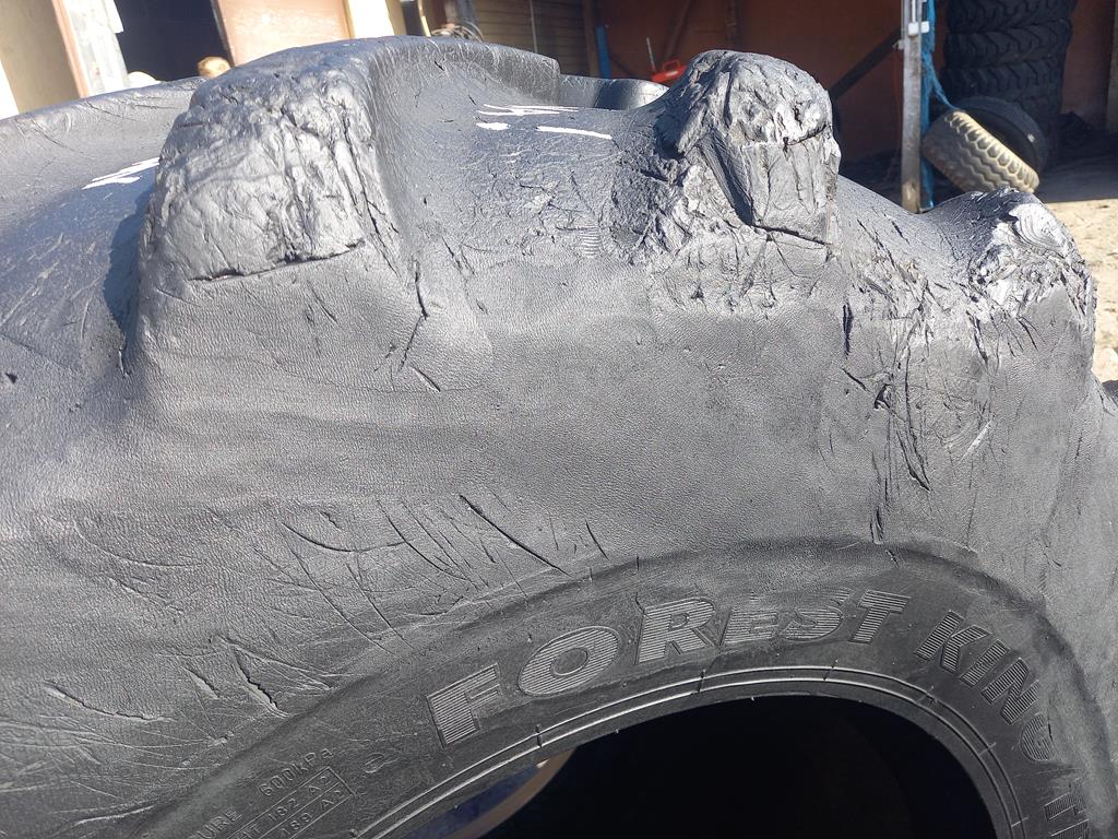 Opona używana leśna 750/55-26.5 750/55R26.5 NOKIAN FOREST 3900zł W5186 - obrazek 8