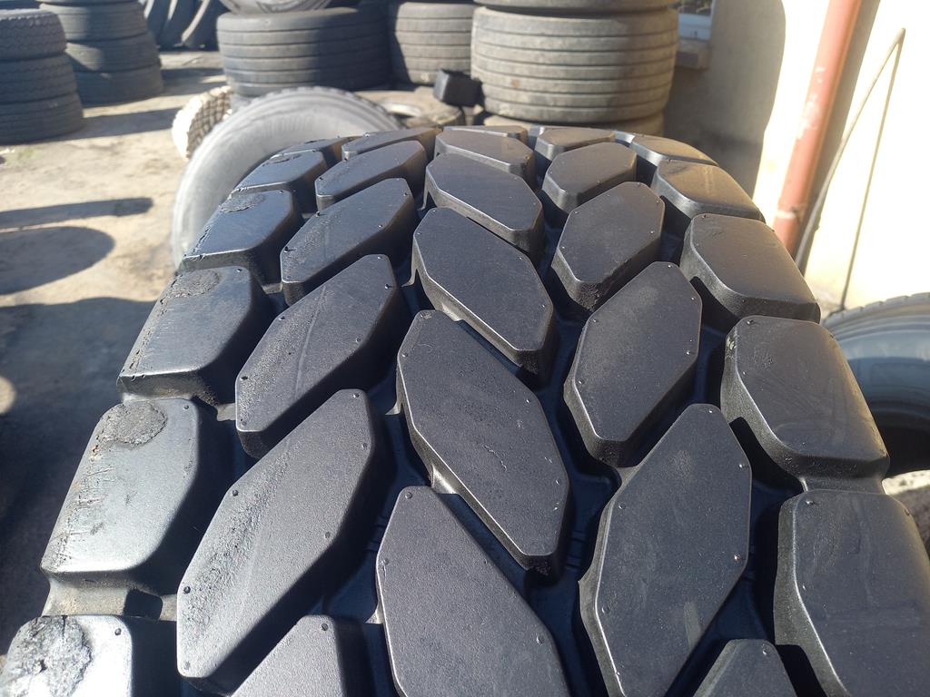 Opona używana przemysłowa 385/95R25 14.00R25 MAGNA MA03 2000zł W5187 - obrazek 5