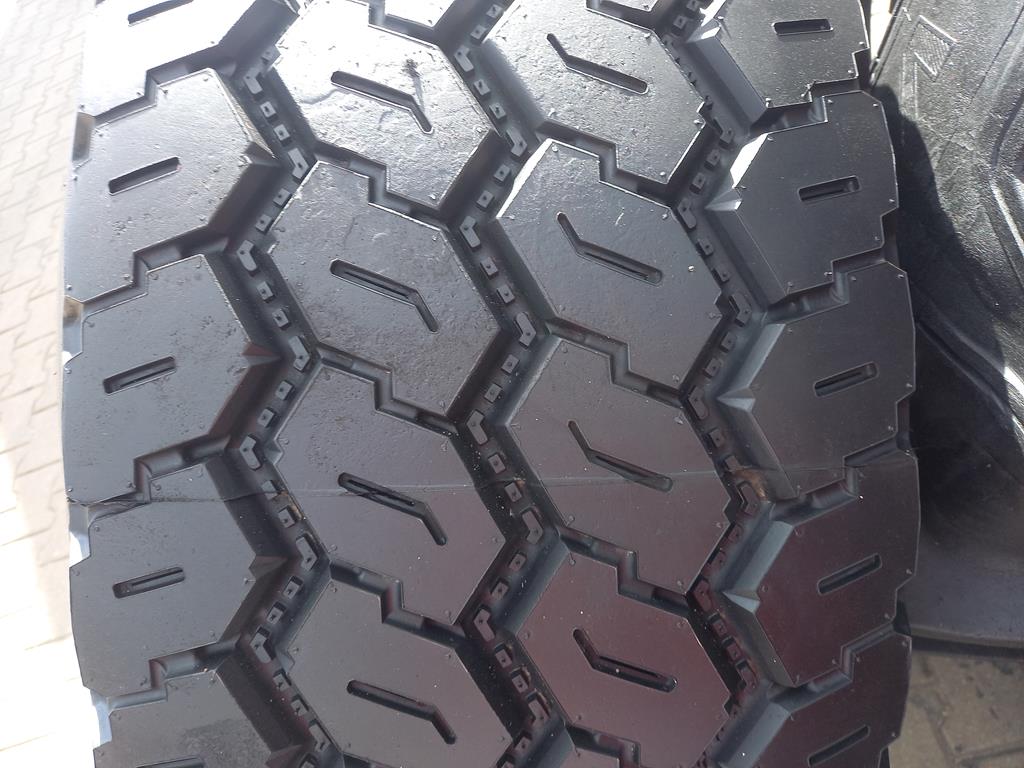 Opona używana ciężarowa 445/65R22.5 GOODRIDE SUPGAURD M1 1000zł C2825 - obrazek 5