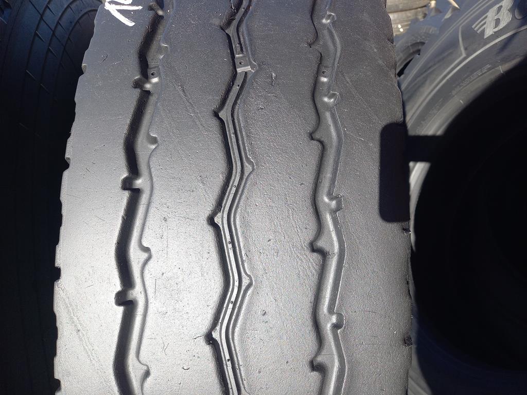 2x Opony używane ciężarowe 13R22.5 MICHELIN XWORKS XZY 700zł C2828 - obrazek 5