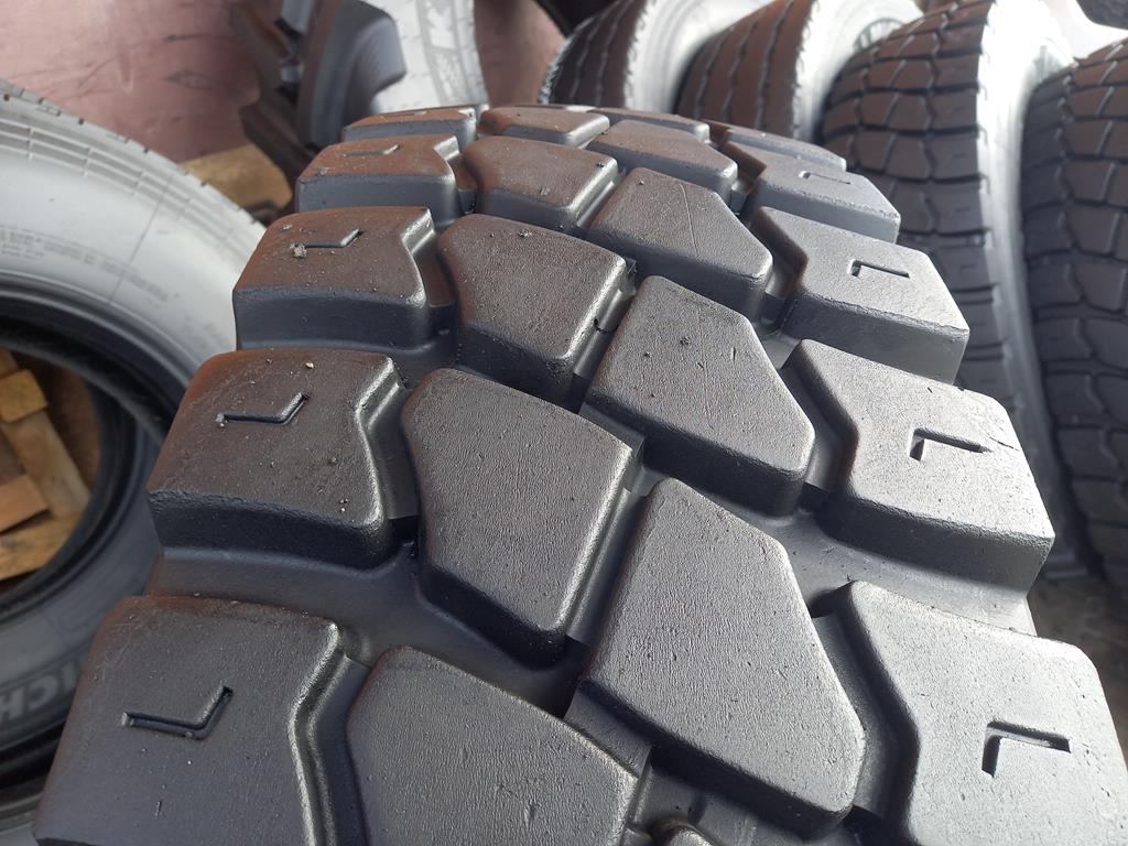 4x Opona używana ciężarowa 12.00R20 KORMORAN D ON/OFF 700zł C2830 - obrazek 5