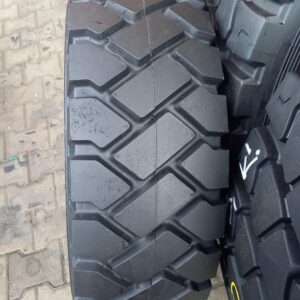 Opona używana przemysłowa 8.25-15 CONTINENTAL IC70 400zł W5197