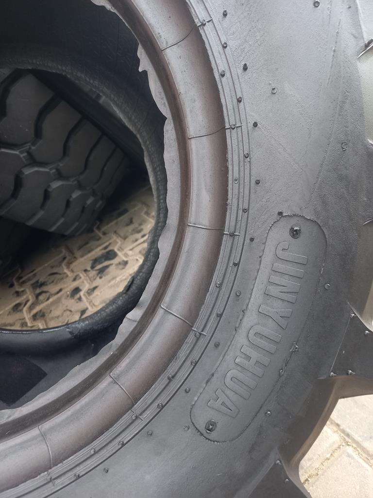 Opona używana rolnicza 31x15.5-15 JINYUHUA 380zł C2832 - obrazek 10