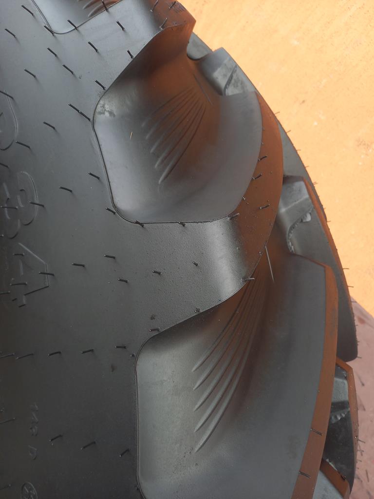 Opona używana rolnicza 480/70R34 OZKA AGROLOX 1600zł C2833 - obrazek 7