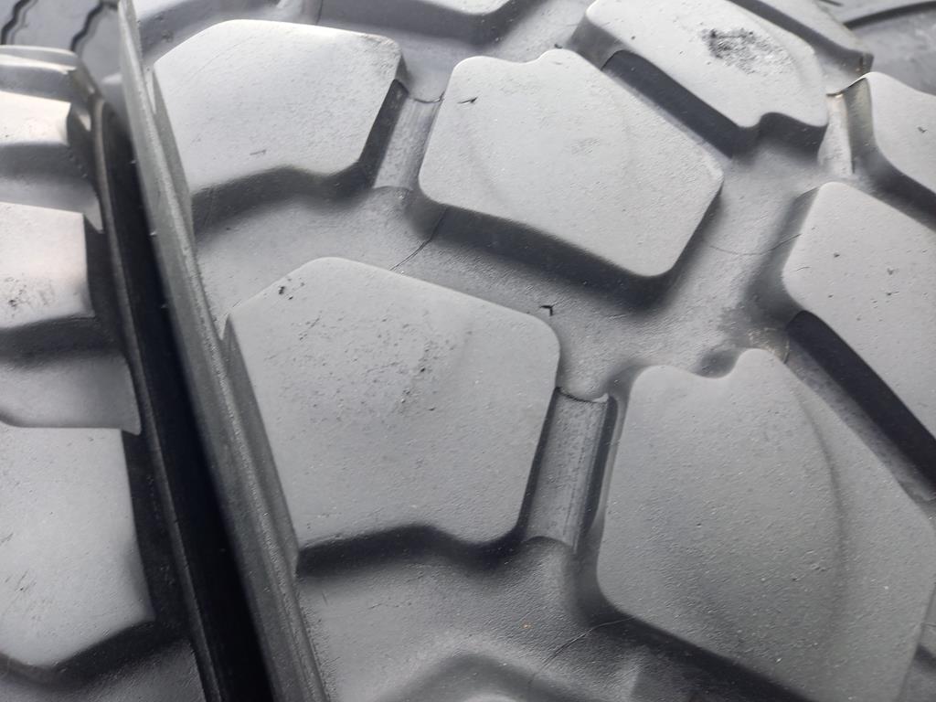 2x Opona używana ciężarowa 255/100R16 9.00R16 MICHELIN XZL 280zł C2834 - obrazek 8